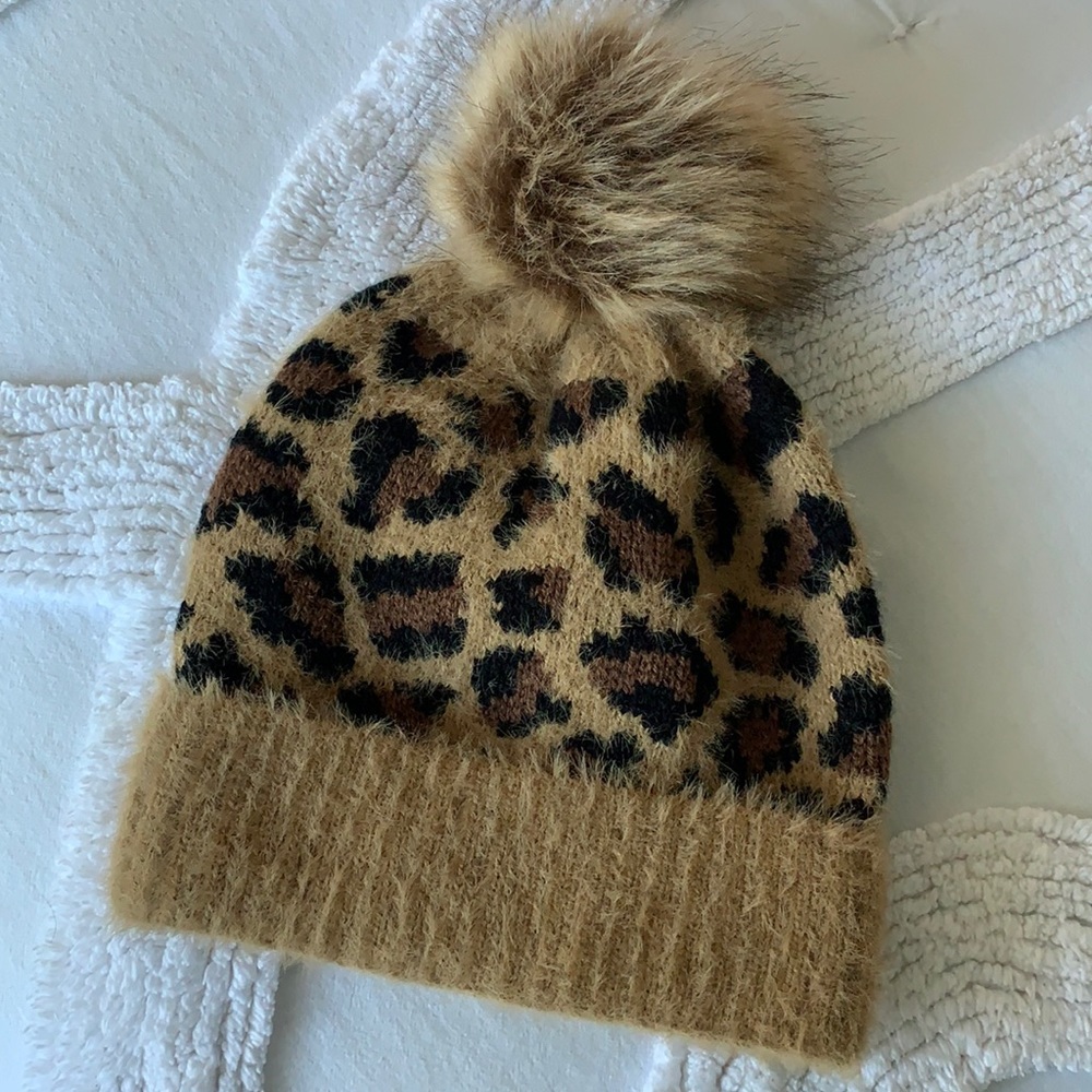 Cheetah Pom Pom beanie